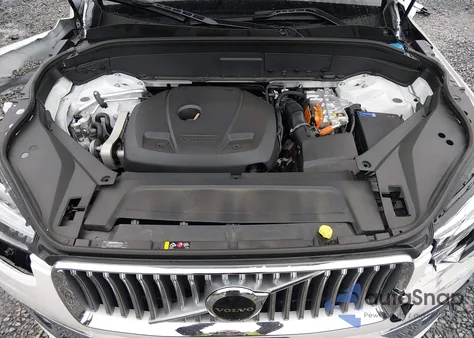 2024 Volvo Xc90 Recharge Plug-In Hybrid T8 Plus 6-Seater z USA, uszkodzony, nr VIN YV4H60LE7R1215100